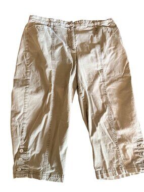 Karen Scott Womens Sage Green Capri Pants Size 16 W/Button Accents &Frnt Pockets